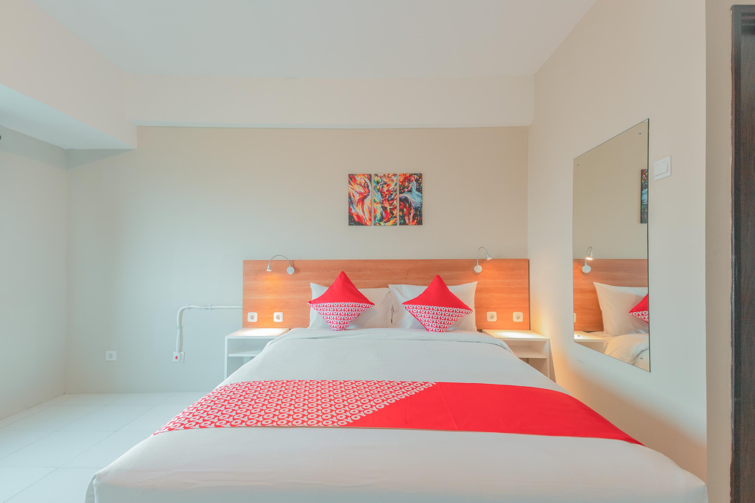 Flagship 750 Mont Blanc Hotel Bekasi Eksteriør billede