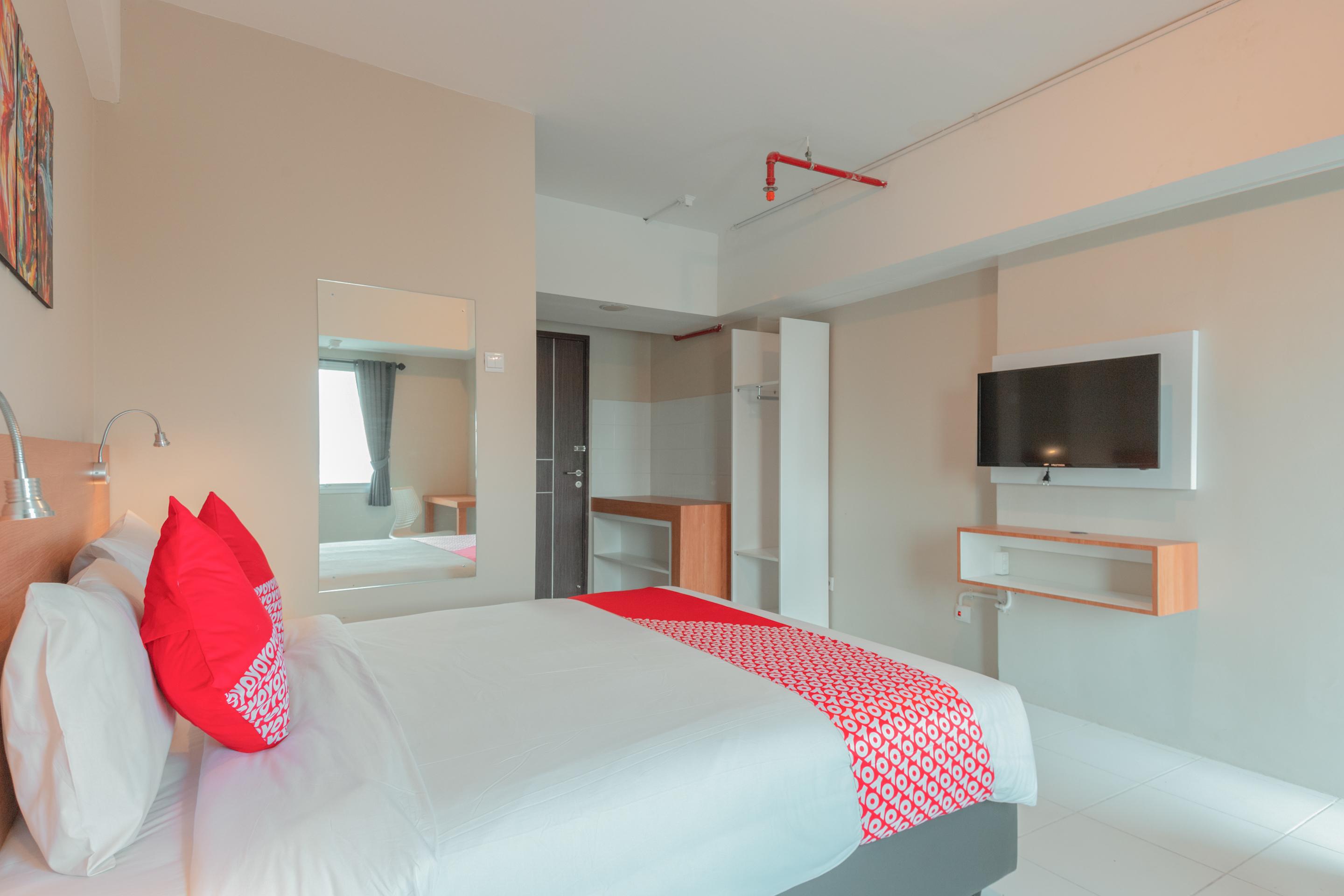 Flagship 750 Mont Blanc Hotel Bekasi Eksteriør billede