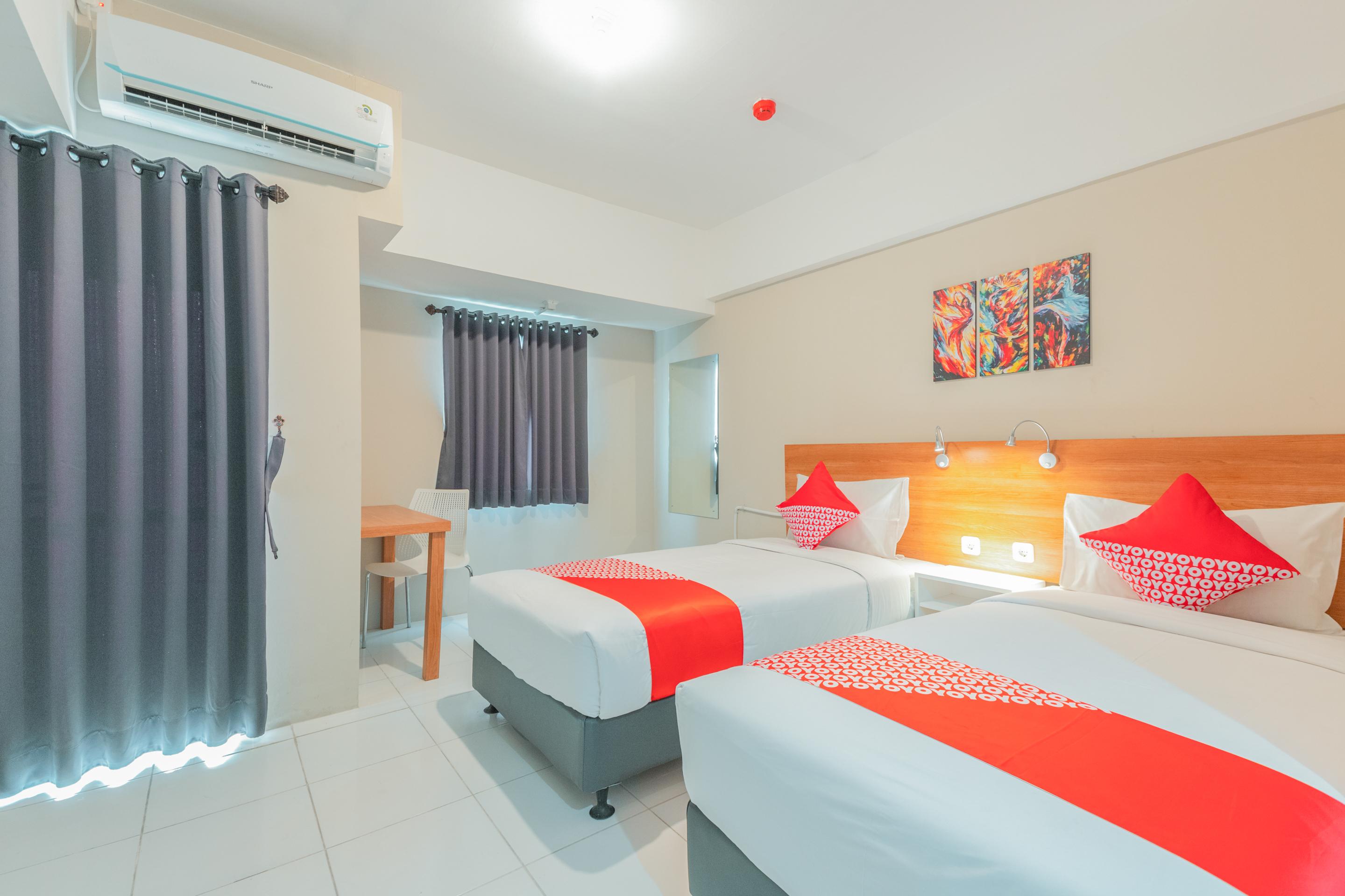 Flagship 750 Mont Blanc Hotel Bekasi Eksteriør billede