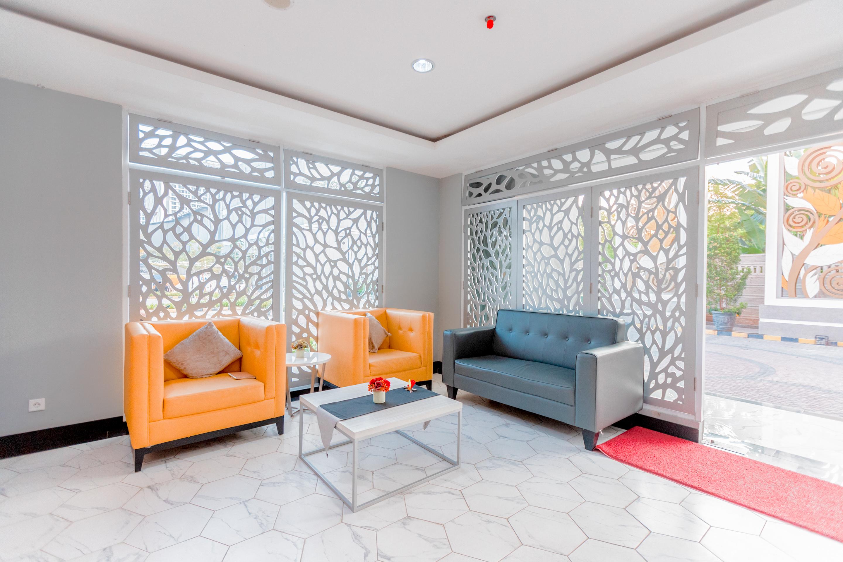 Flagship 750 Mont Blanc Hotel Bekasi Eksteriør billede